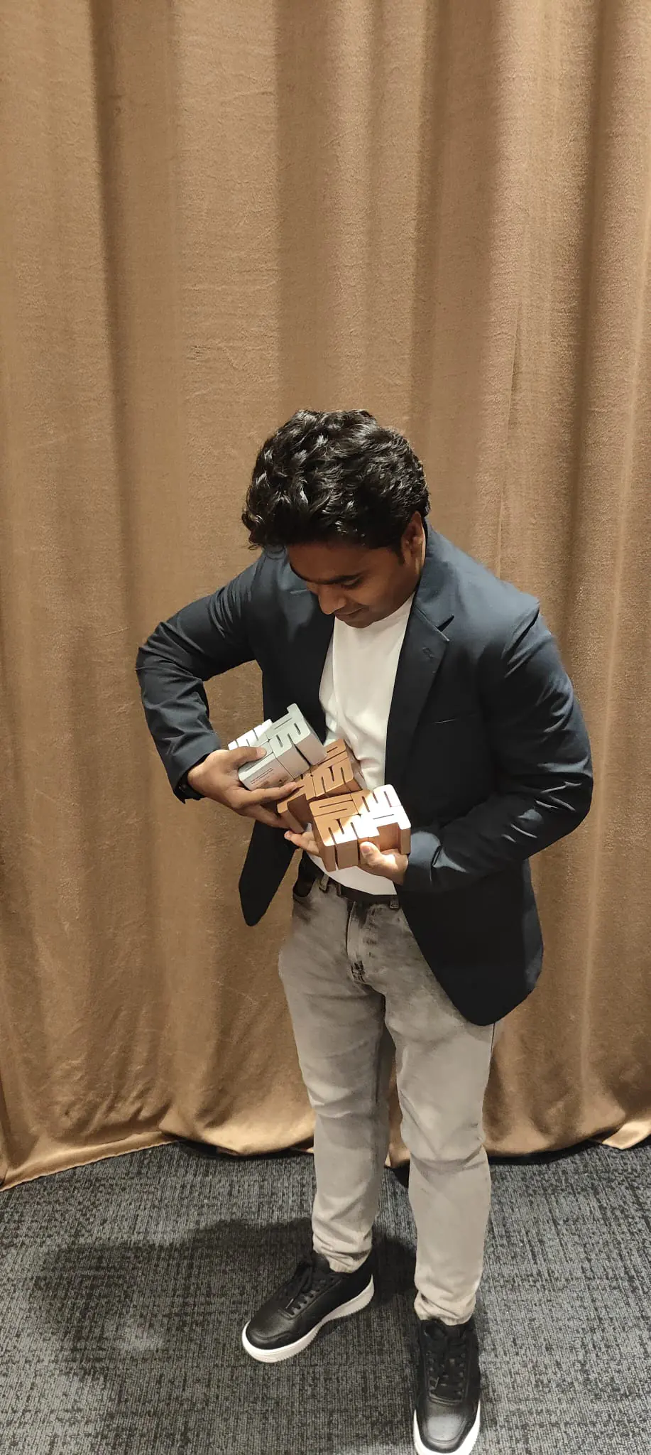 Miraj holding all SMMA 2023 awards